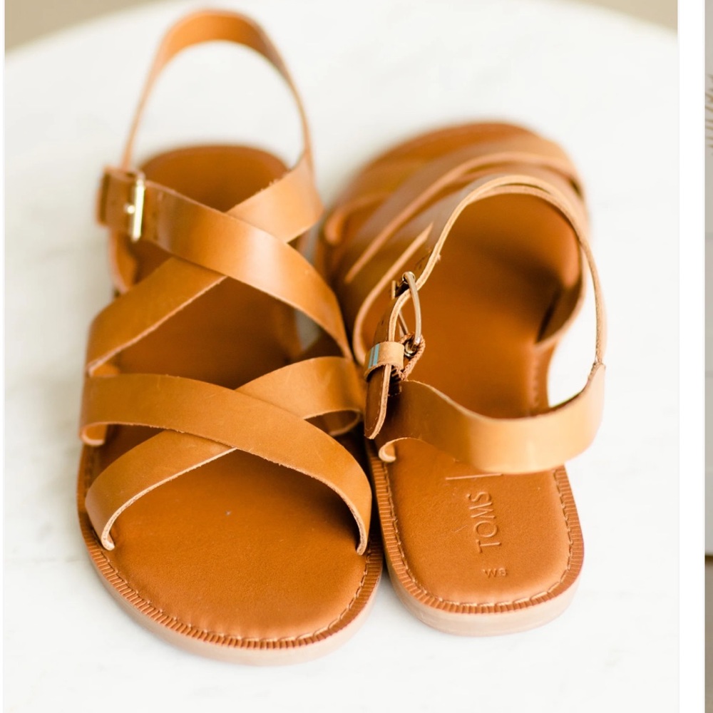 TOMS leather Sicily sandal